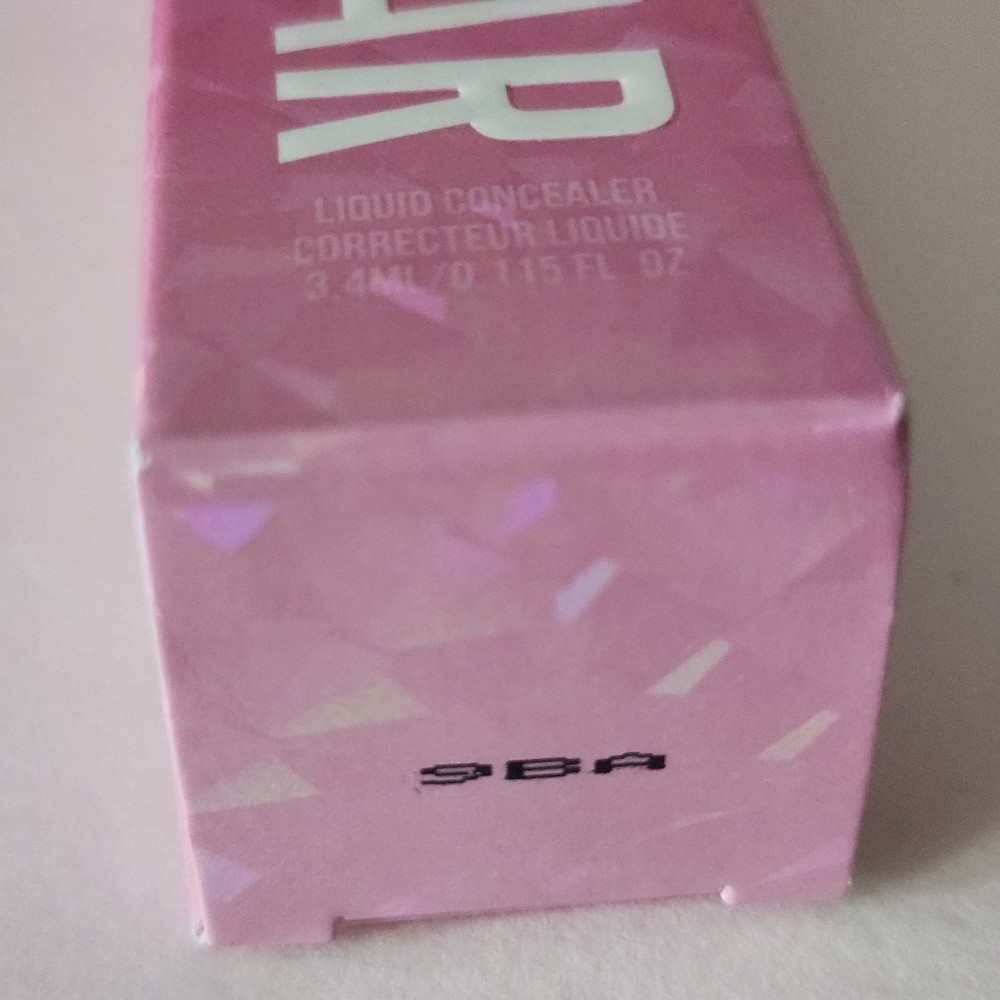 Jeffree Star Magic Star Color Corrector In Yellow - Picture 8 of 8